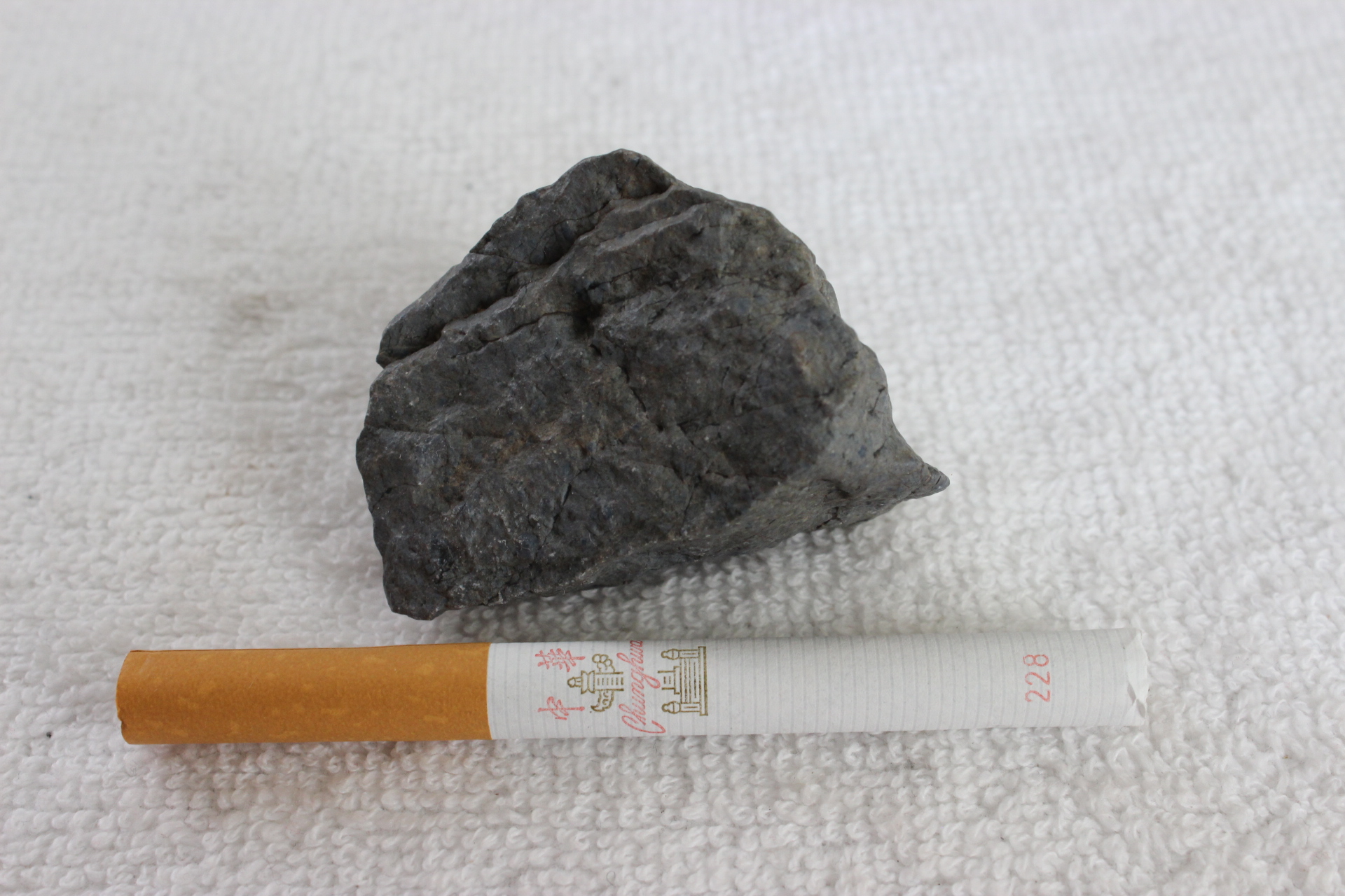陨石手把石
